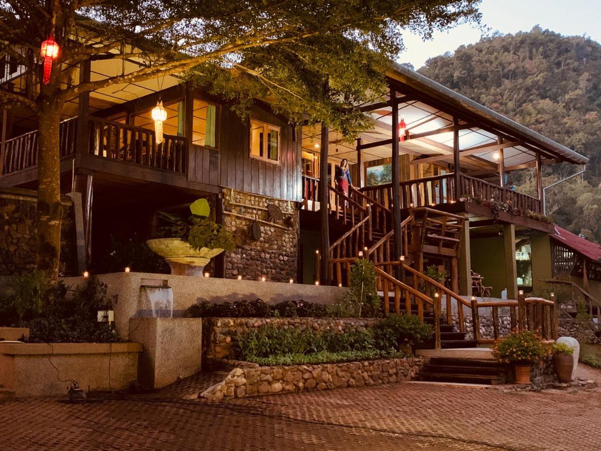 Kanlaya'S Eyrie, Luxury Homestay Pang Mapha 외부 사진
