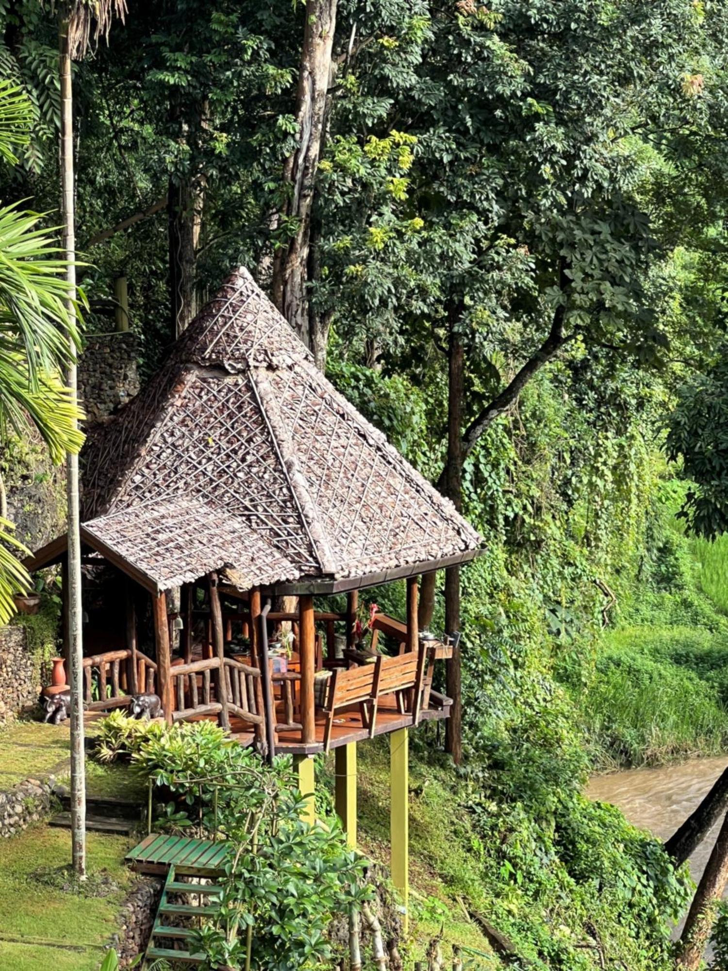 Kanlaya'S Eyrie, Luxury Homestay Pang Mapha 외부 사진