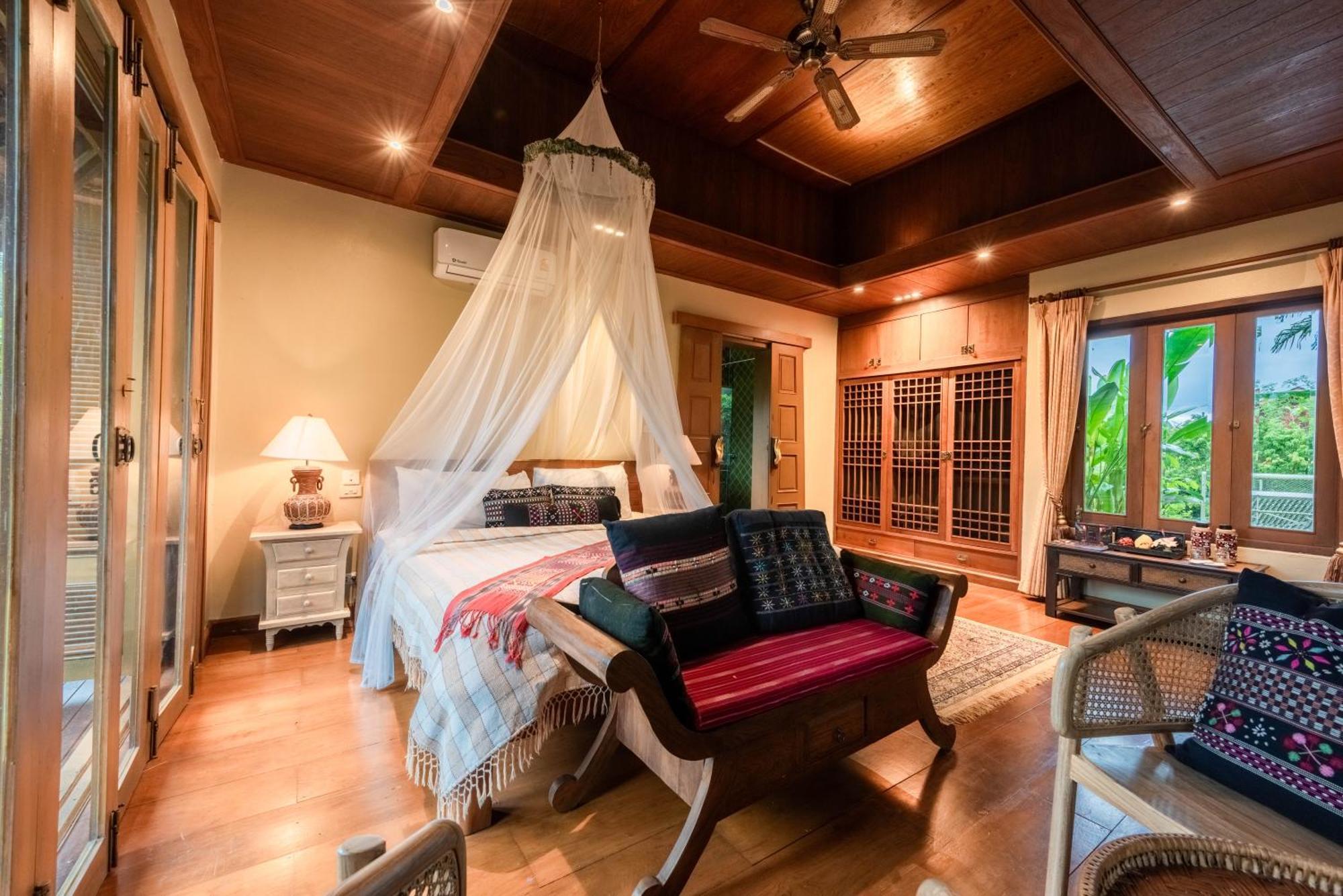 Kanlaya'S Eyrie, Luxury Homestay Pang Mapha 외부 사진