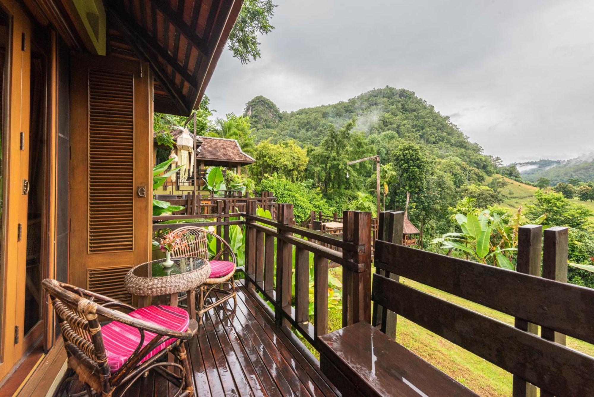 Kanlaya'S Eyrie, Luxury Homestay Pang Mapha 외부 사진