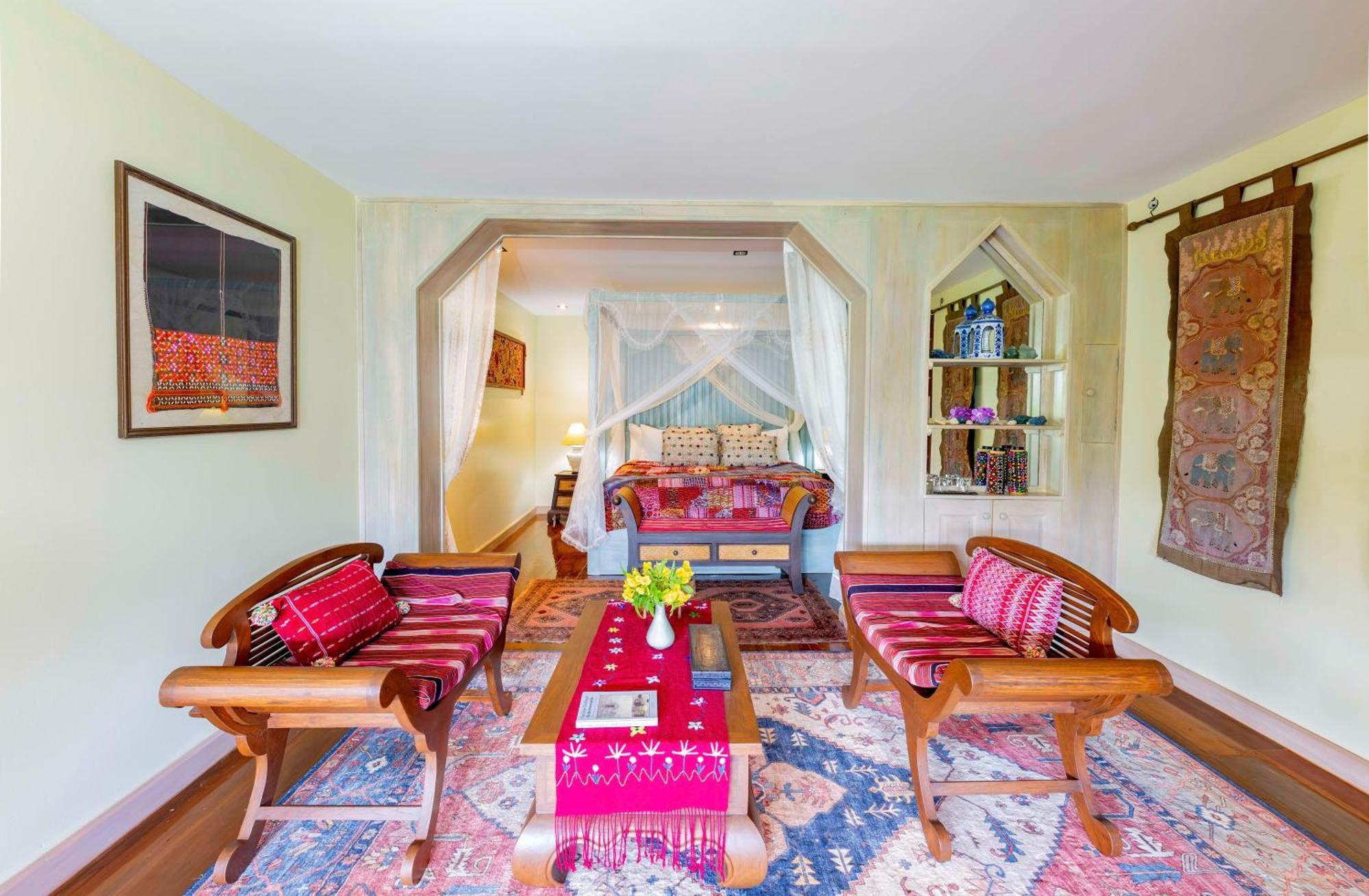 Kanlaya'S Eyrie, Luxury Homestay Pang Mapha 외부 사진