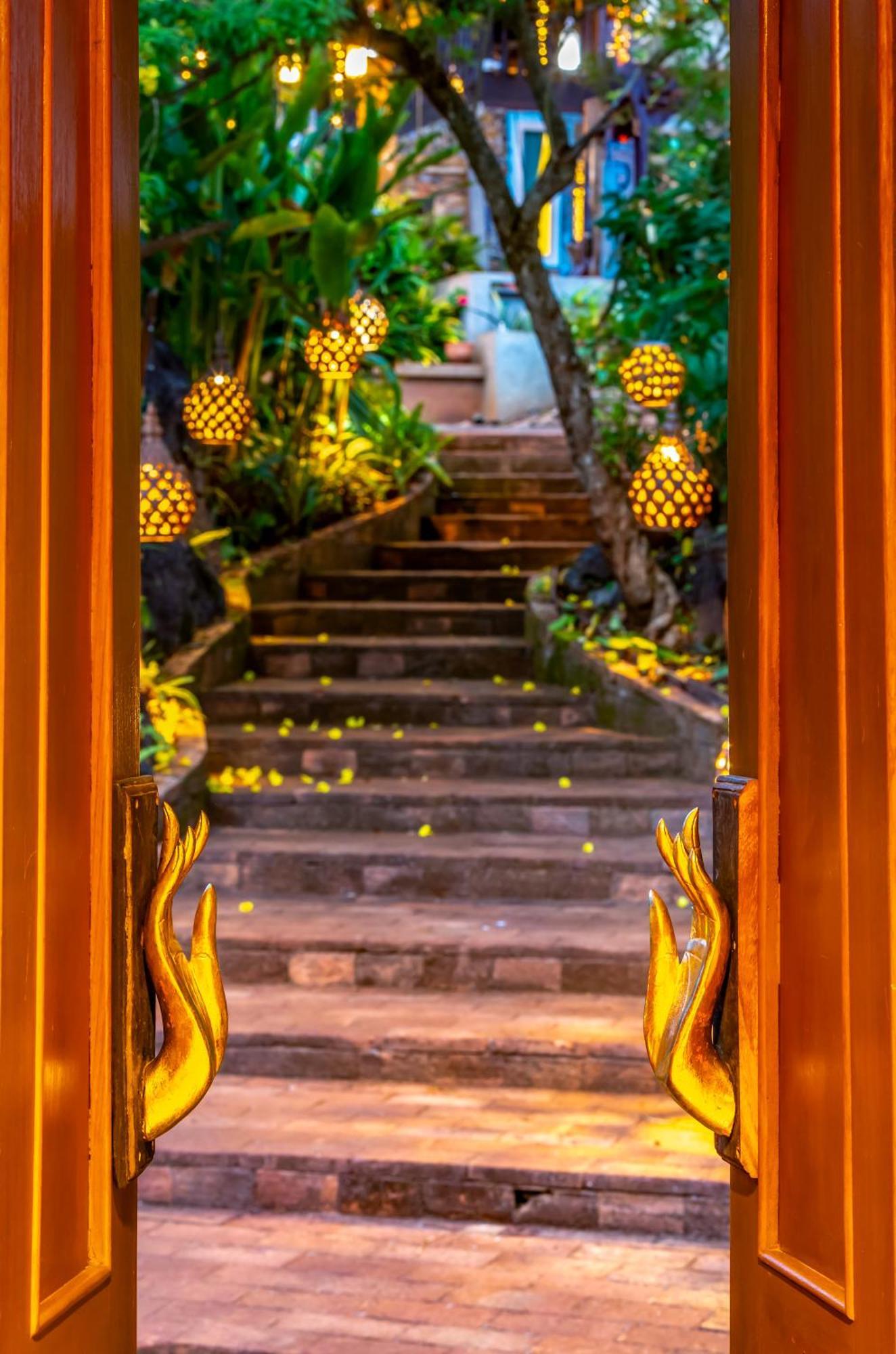 Kanlaya'S Eyrie, Luxury Homestay Pang Mapha 외부 사진